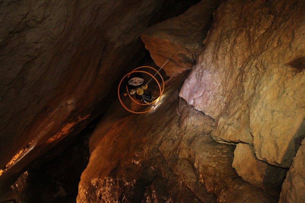 12 04 30 - 12h 53m 47s - essais vrp 84 avec gants aouda r